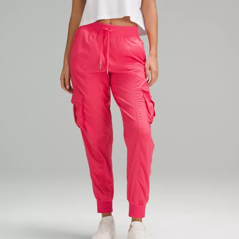 New Lululemon Dance Studio Joggers
